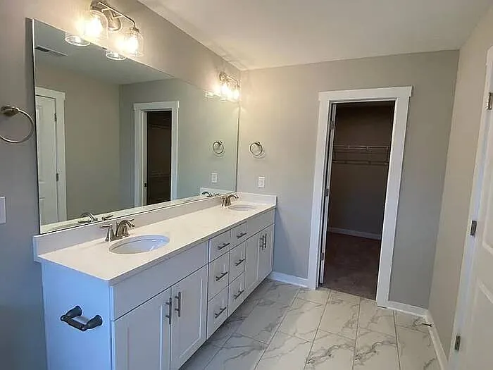 512 Main St — Photo 20