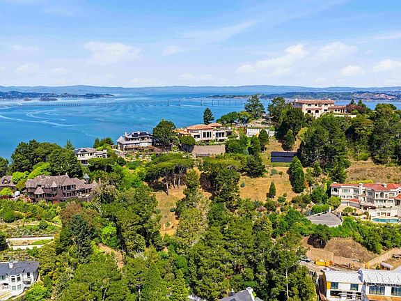 3rd image of 107 Mt Tiburon Road