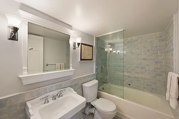 Sold by Nest Seekers International | media 6