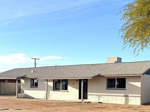 3rd image of 702 E MANOR Drive