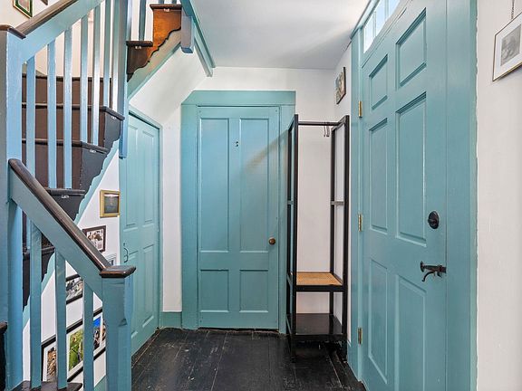 4th image of 491 Marcy Street