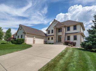 N73W23265 Blakestone Ct, Sussex, WI 53089