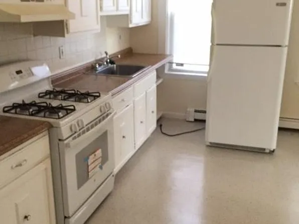 10 Buckley Ave, Jamaica Plain, MA