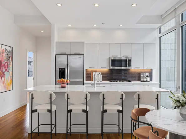 501 E 74th St, New York, NY