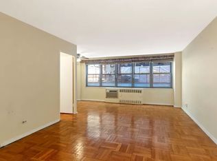 209 E 56th St APT 3A, Manhattan, NY