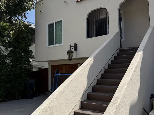 1084 Gladys Ave, Long Beach, CA 90804