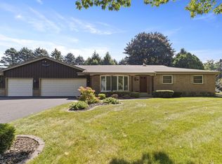 5119 Valley Trl, Racine, WI 53402