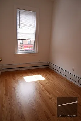 Rented by Highline Residential | media 38