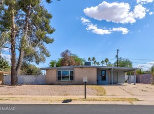 6856 E 45th St, Tucson, AZ 85730