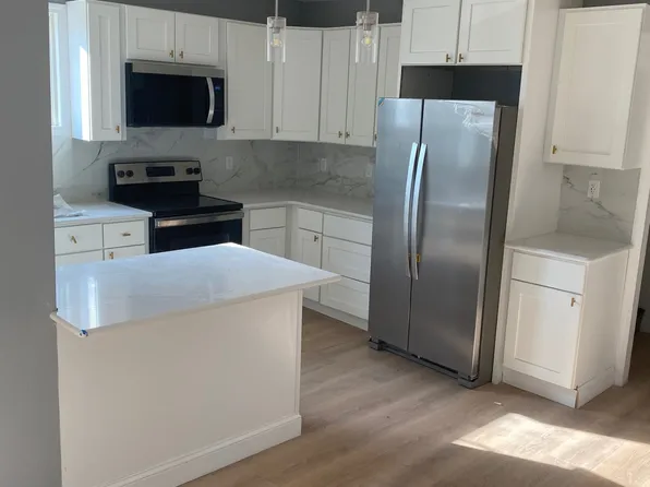 7 Derby St #2, Worcester, MA 01604