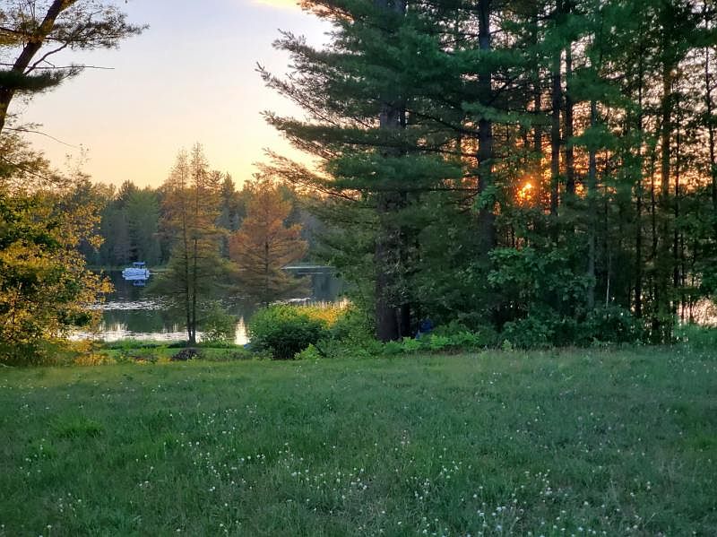 2nd image of 9270 Lakeside Dr
