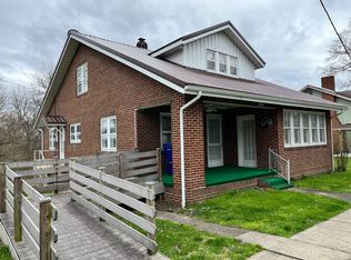 108 E 6th St, Wellston, OH 45692