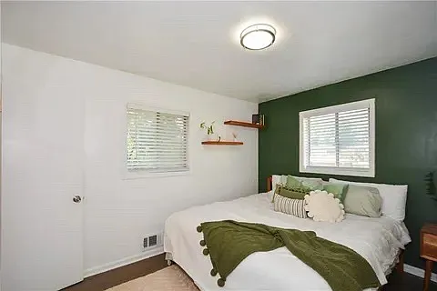Vanguard Cir SW — Photo 27