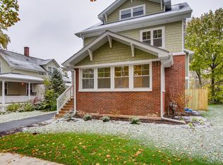 443 S Catherine Ave, La Grange, IL 60525