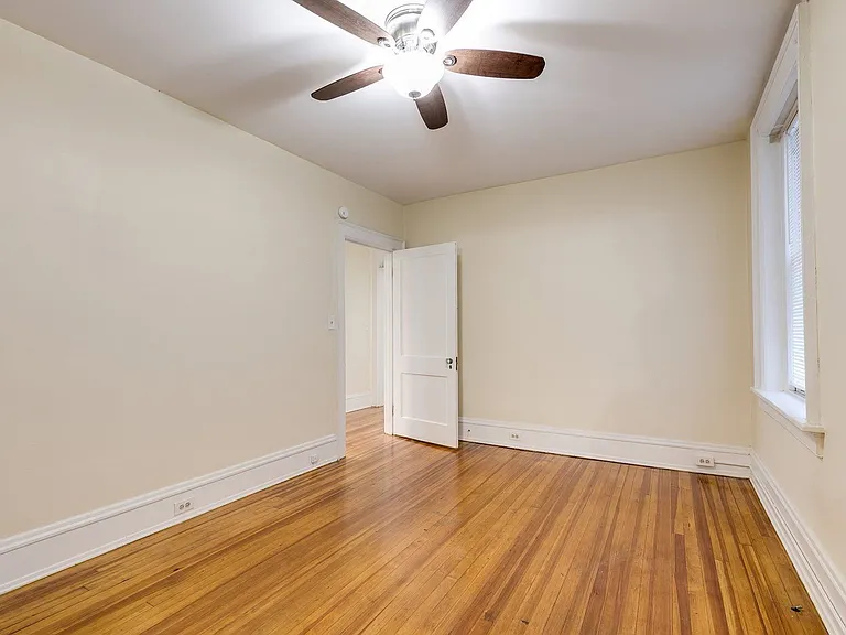 2602 Monument Ave — Photo 16