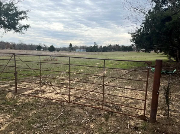 Desvoignes Rd, Denison, TX 75021