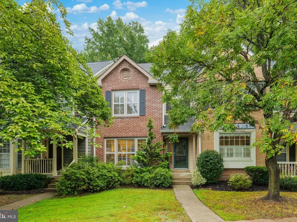 11752 Great Owl Cir, Reston, VA 20194