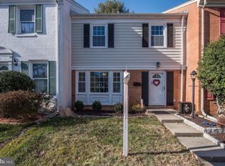 30 Fenceline Dr, Gaithersburg, MD 20878