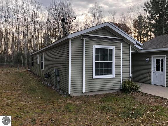 3rd image of 10337 Woodwind Dr