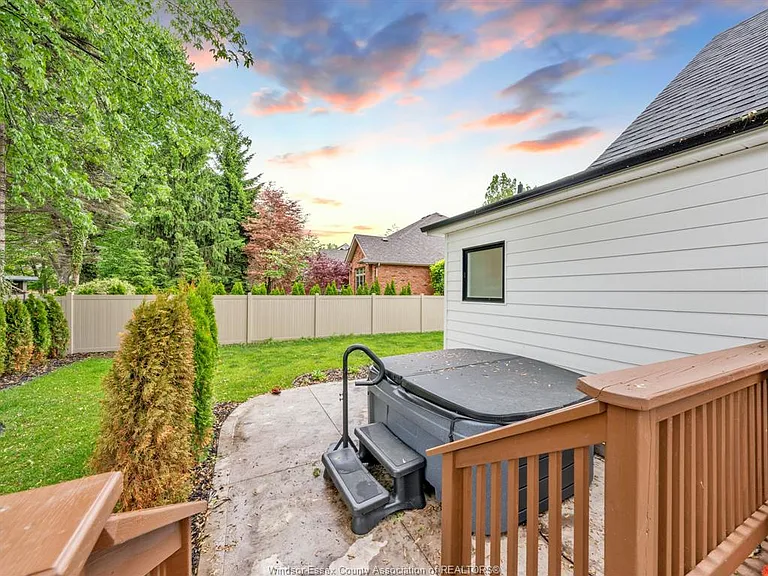 281 Brighton Rd — Photo 44