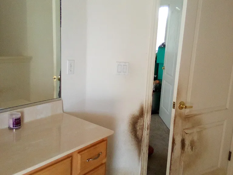 630 Beach Ave S — Photo 22