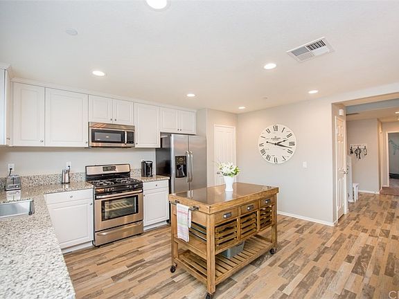 5th image of 29409 Hazel Ln