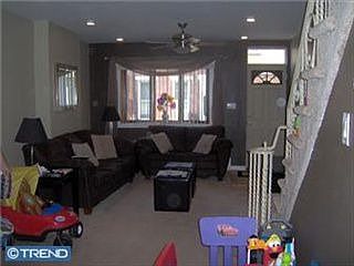 4th image of 1114 Cantrell St