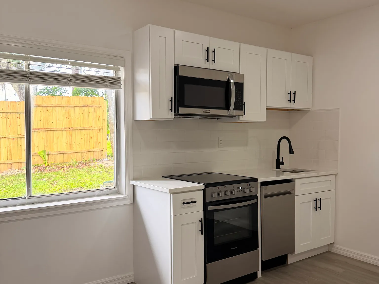 Studio, 321 sqft, $1,500 — Photo 4