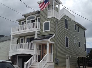 31 W South 33rd St, Brant Beach, NJ 08008
