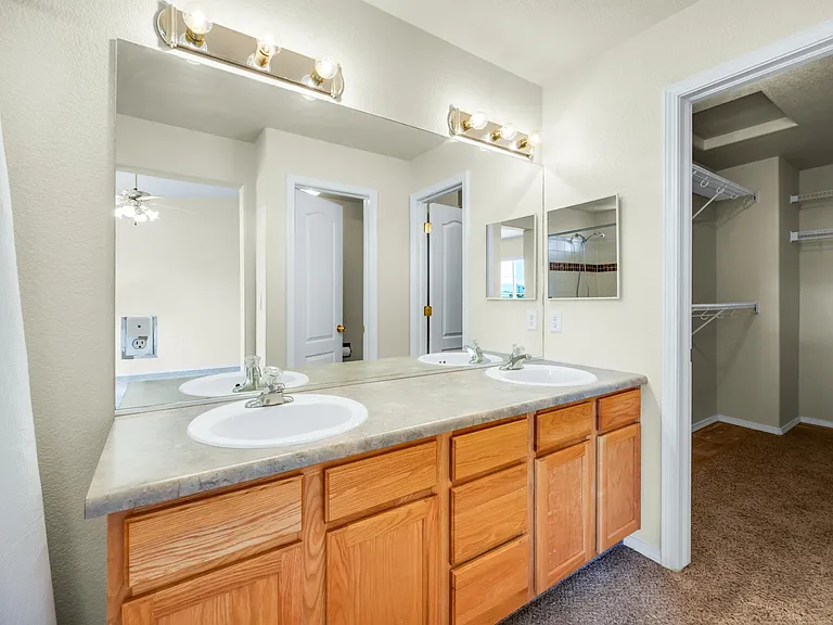 4753 Sand Mountain Point — Photo 17