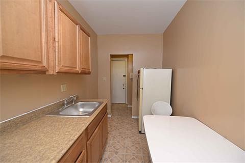 3rd image of 2234 Ocean Ave APT C9