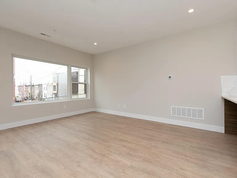 1622 S 20th St #B — Photo 7