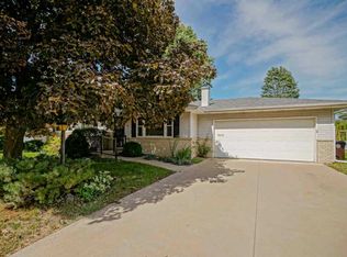 162 N Ohio Ave, Morton, IL