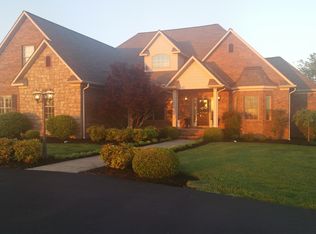 1116 Oaks Country Club Rd, Murray, KY 42071