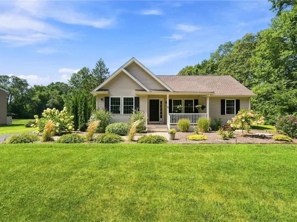 69 Botka Dr, Charlestown, RI 02813