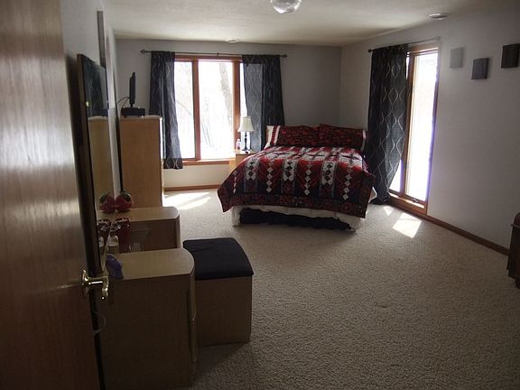 2ND FLOOR BEDROOM