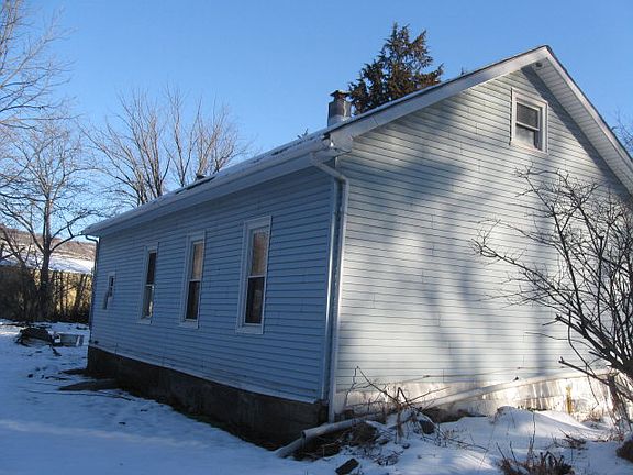 2nd image of 729 E Mahanoy Ave