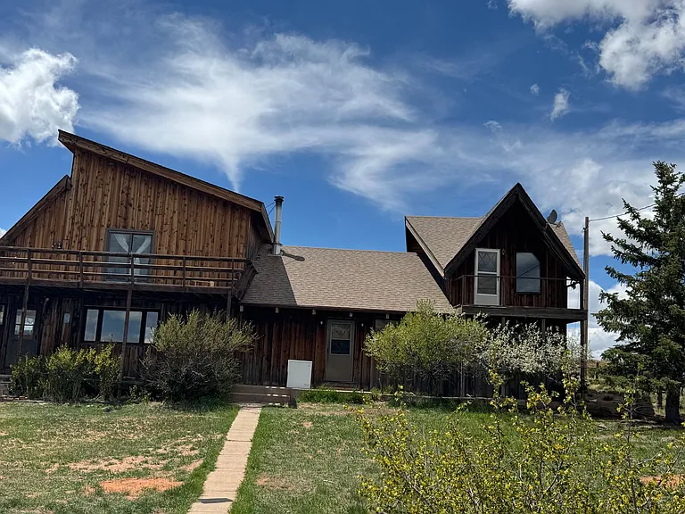 238 Gilmore Gulch Rd — Photo 1
