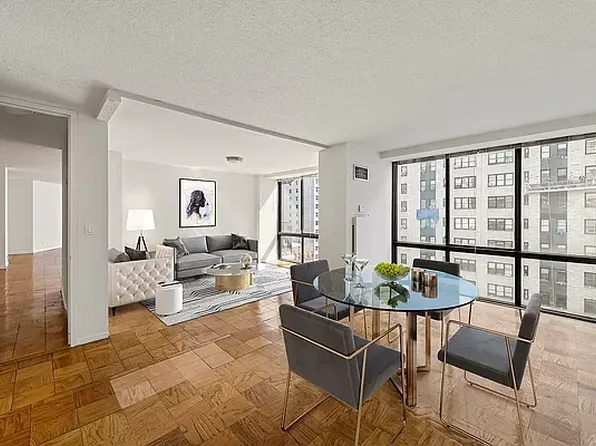 360 East 57th Street image 3 of 16