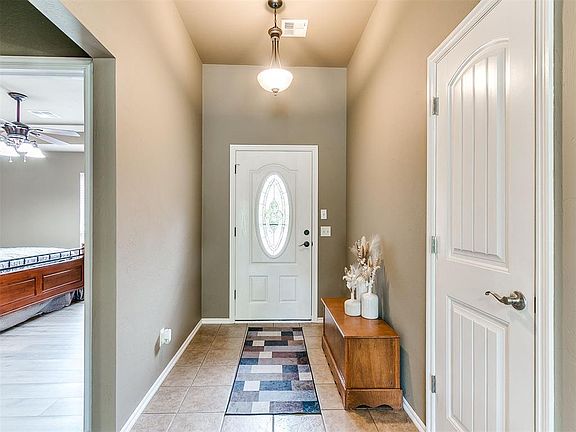 5th image of 3700 Old Country Cir
