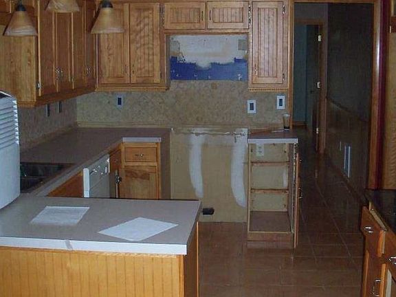5th image of 1942 Sussex Dr W