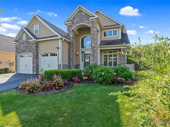 4972 Astilbe Path, Liverpool, NY 13088