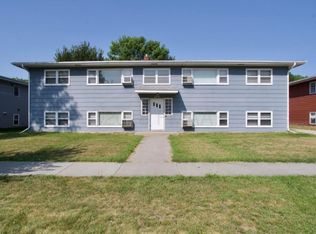 2818 8th St N, Fargo, ND 58102