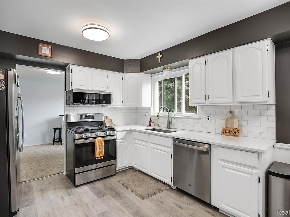 16316 Golfview St, photo 8