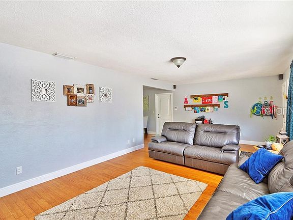 4th image of 3730 18th Ave N