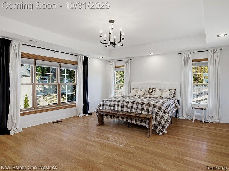 850 Townsend Dr, photo 23