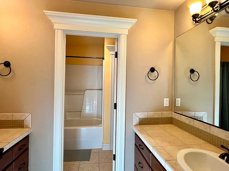 12326 NE 102nd Ln — Photo 22