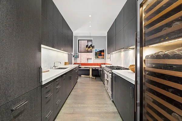 Sold by Accent Holdings, LLC | media 25