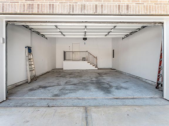4th image of 2503 Hazyknoll Ln