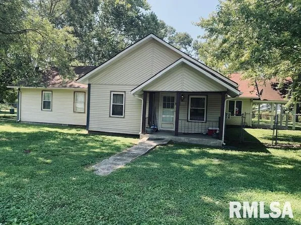 117 S 6th St, De Soto, IL 62924